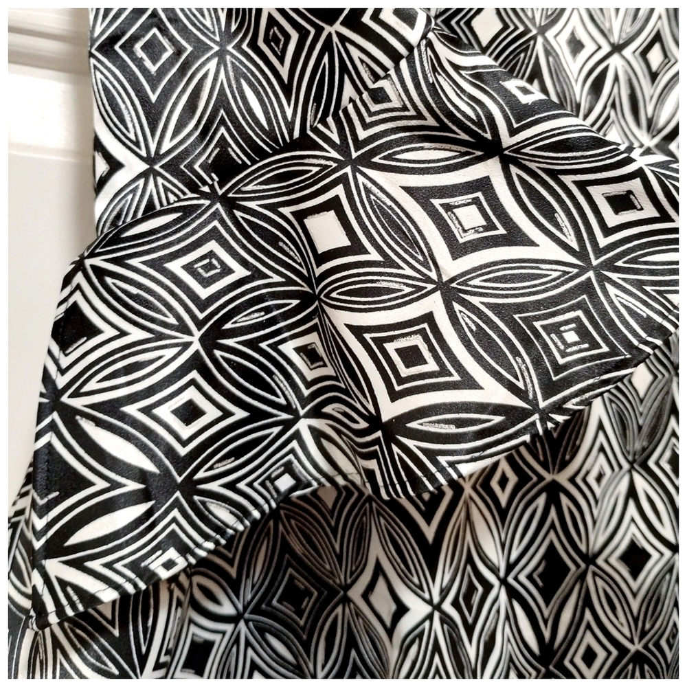 Pattern Blouse - Picture 14 of 15